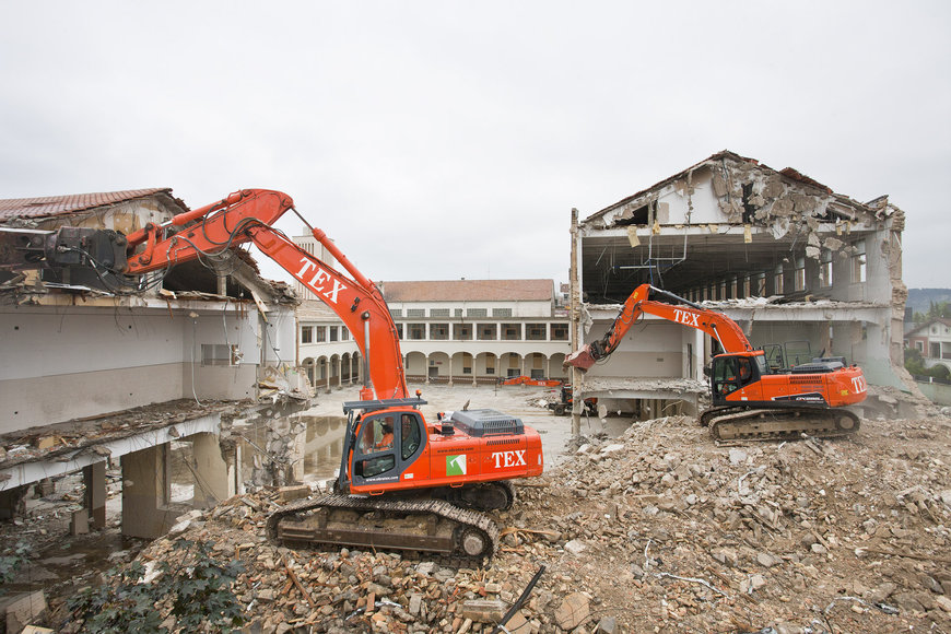 Obras y Servicios TEX - A Loyal Doosan Customer